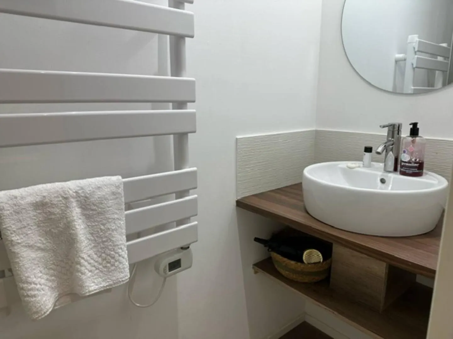 Studio Steps From The Palace, Beach, City Center Cannes Apartment